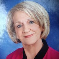 Ellen Lambert Photo 17