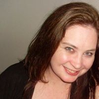 Julie Mcnamara Photo 15