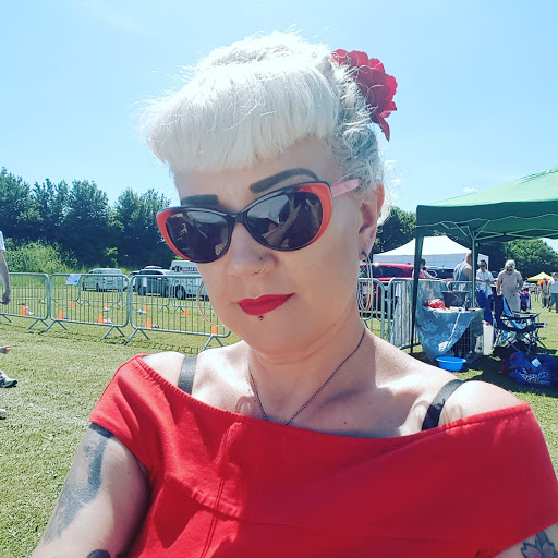 Vickie Hill Photo 41