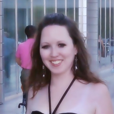 Rachel Lawrence Photo 23