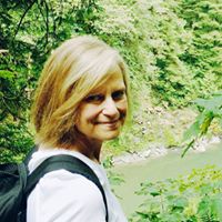 Laura Knutson Photo 11