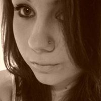 Lyndsey Moore Photo 8