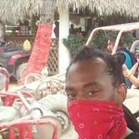 Mitchell Black Photo 19