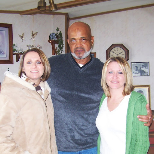 Beverly Perry Photo 28