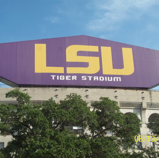 Dustin Jenkins Photo 10