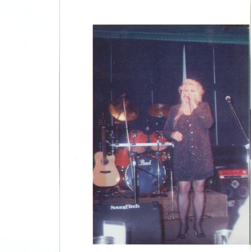 Brenda Rogers Photo 15