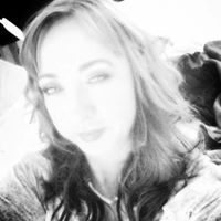 Jacqueline Elliott Photo 13