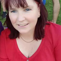 Julie Delaney Photo 17