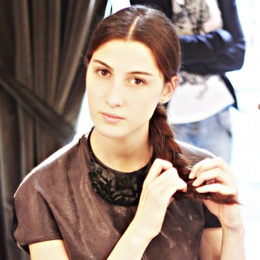 Laura Forman Photo 23