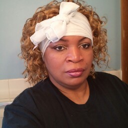 Pauline Oliver Photo 6
