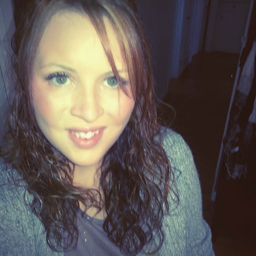 Desirae Johnson Photo 6