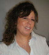 Ruth Williams Photo 10