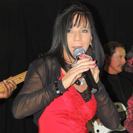 Vickie Thomas Photo 24