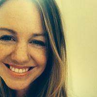 Christina Schulze Photo 17