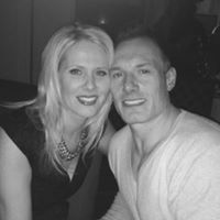 Julia Mayes Photo 13