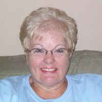 Connie Holland Photo 12