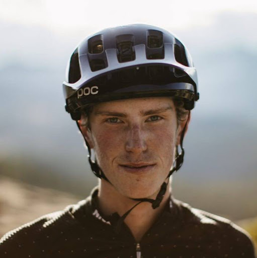 Sam Davenport Photo 6