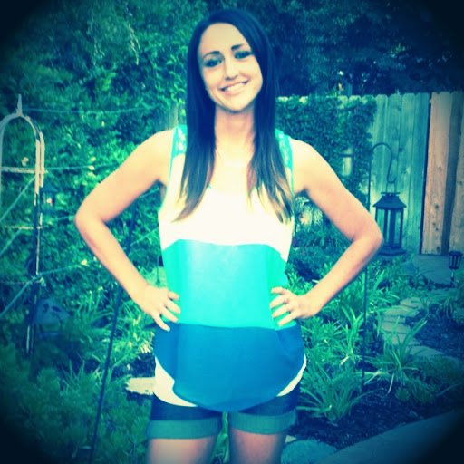 Lindsey Browning Photo 27