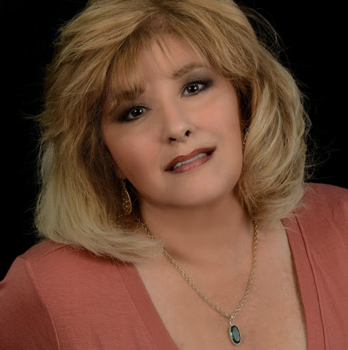 Pamela Richard Photo 30