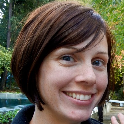 Robyn Sutherland Photo 19