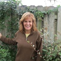 Janet Luce Photo 14