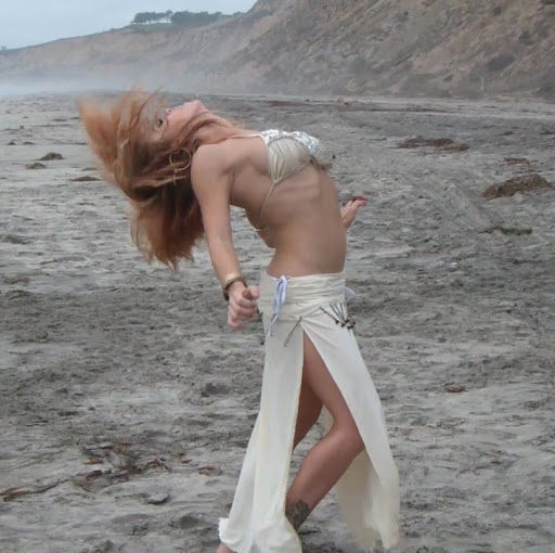 Danielle Yoder Photo 10
