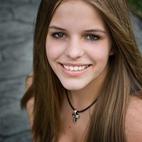 Selina Bell Photo 9