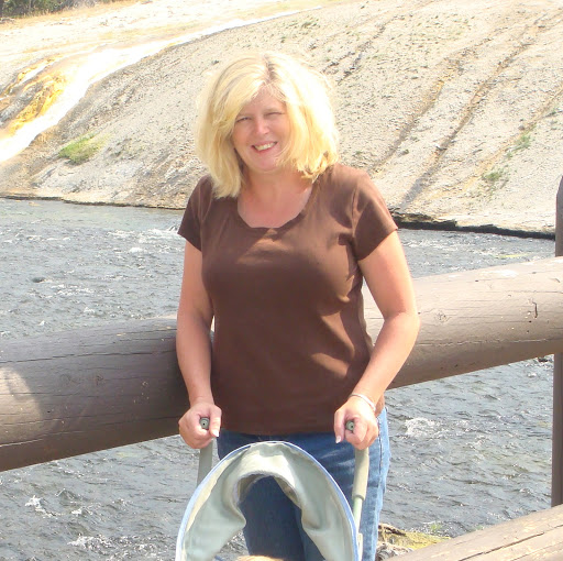 Alison Jacobs Photo 14