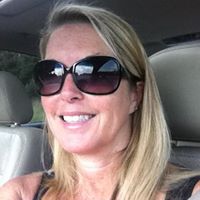Michelle Bond Photo 33