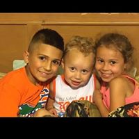 Debi Anderson Photo 8