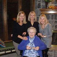 Julie Ellis Photo 27