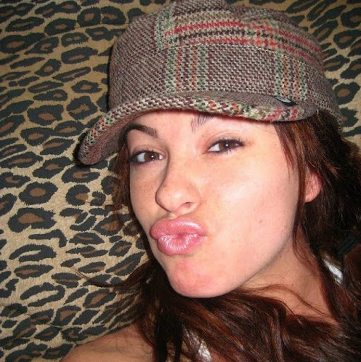 Nichole Howard Photo 7