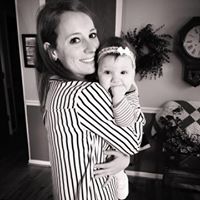 Holly Martz Photo 6
