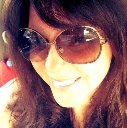 Elizabeth Moreno Photo 6