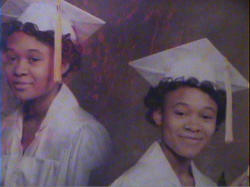 Toni Ray Photo 22