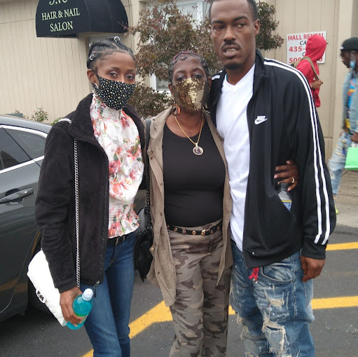 Paula Curtis Photo 17