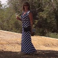 Tracy Olson Photo 40