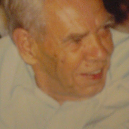 Vicki Powell Photo 28