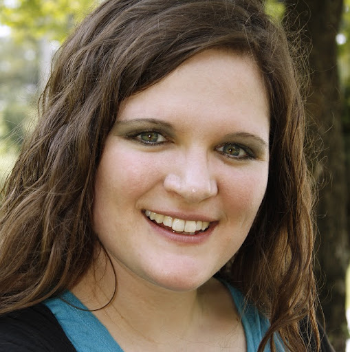 Amanda Rich Photo 35