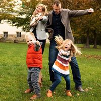 Sarah Carnes Photo 11