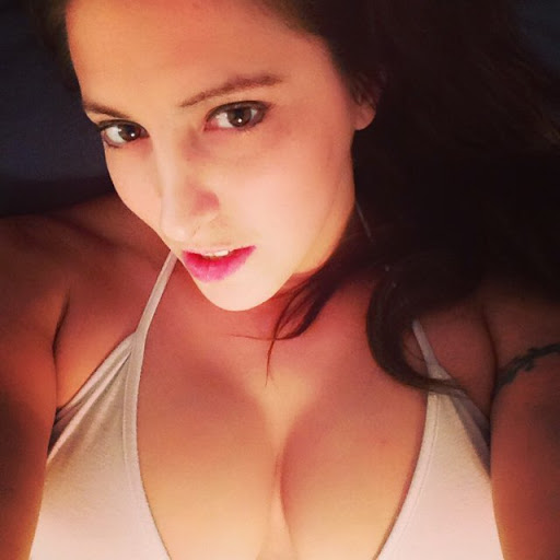 Pamela Ross Photo 12