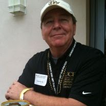 Ron Hill Photo 25