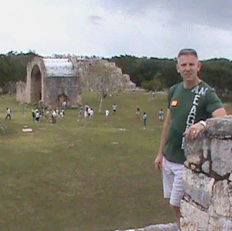 Dennis Ingram Photo 11