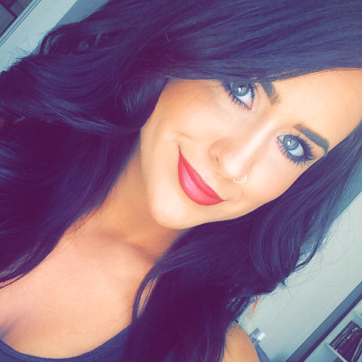 Allyson West Photo 9