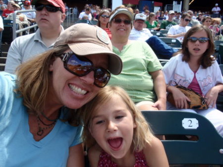 Karen Holmes Photo 4