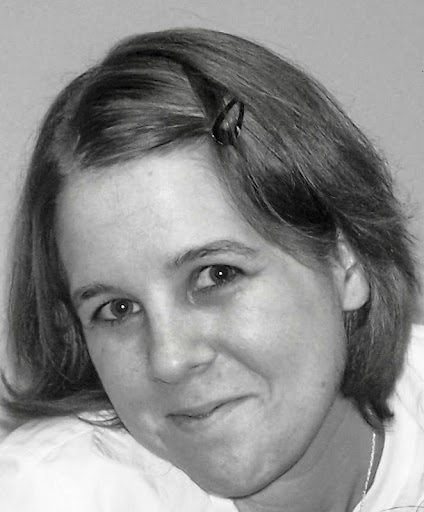 Christina Oliver Photo 12