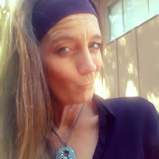 Darcy Robinson Photo 33