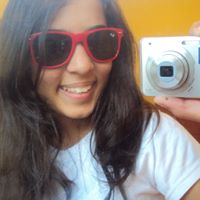 Julia Bernal Photo 16