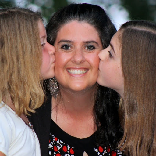 Julie Dill Photo 22