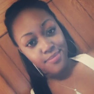 Amber Mitchell Photo 35